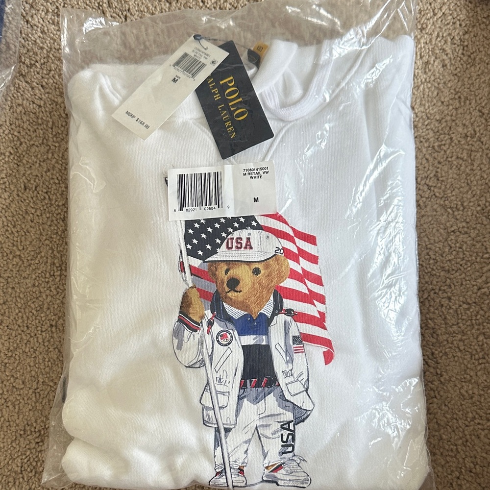 Ralph Lauren White Polo hoodie with Graphic Detail